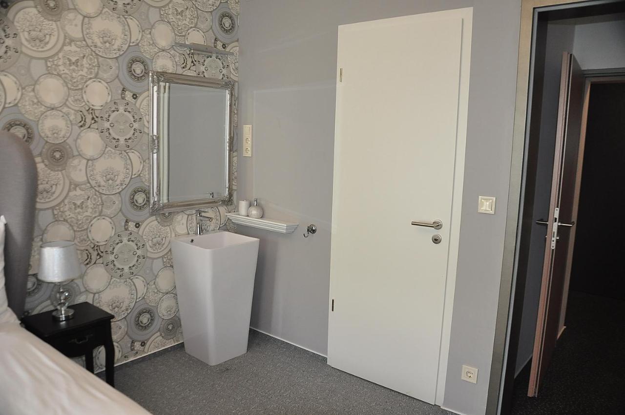 Varalja Hotel de apartamente Budapesta