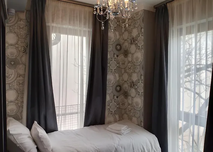 Varalja Home