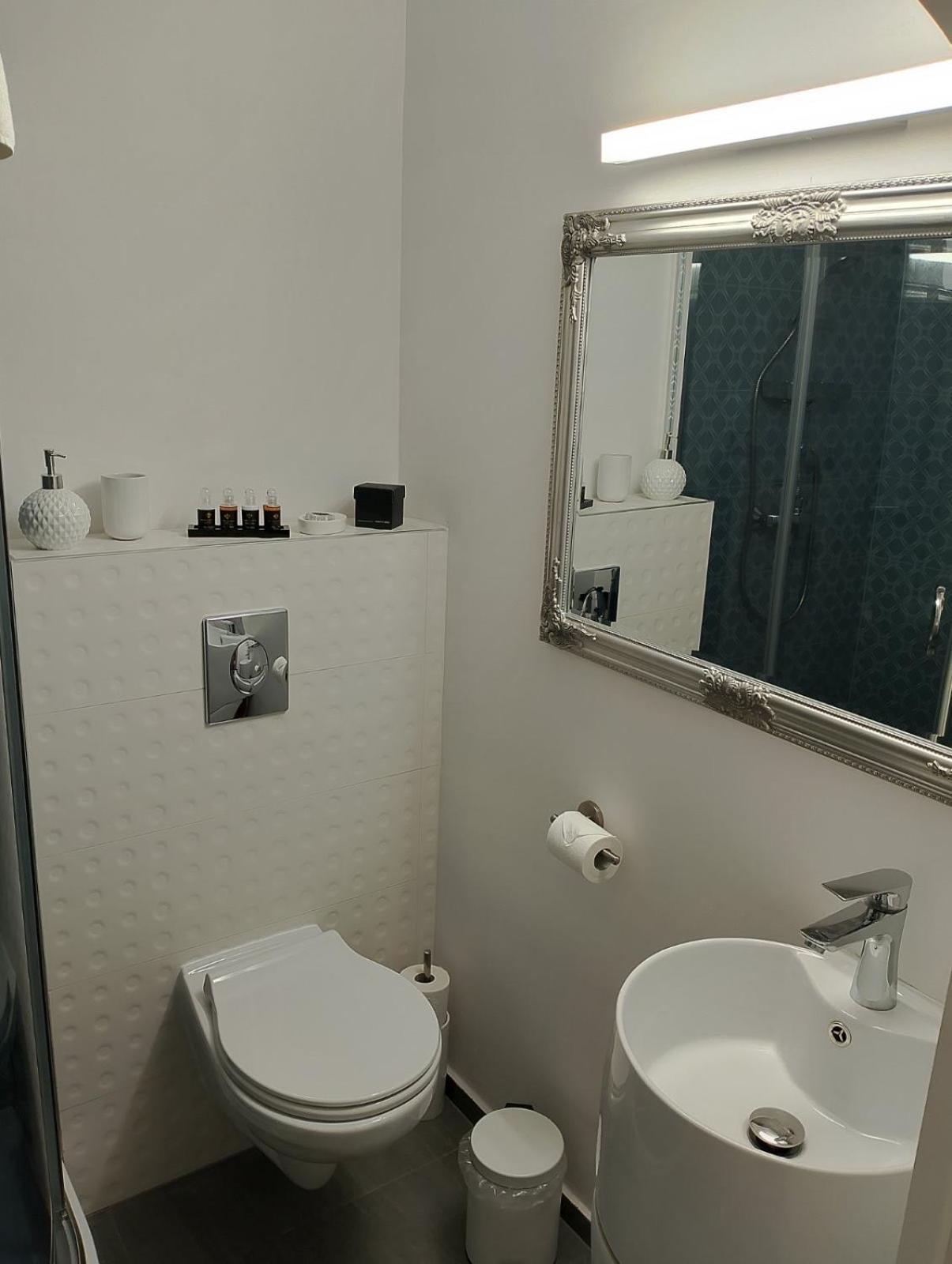 Aparthotel Varalja